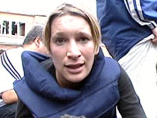 Корреспондентка британского телеканала SkyNews Рэчелл Аматт первой прорвалась в здание школы во время штурма