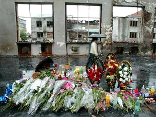 Всего в результате теракта в Беслане пострадали, по официальным данным, 705 человек