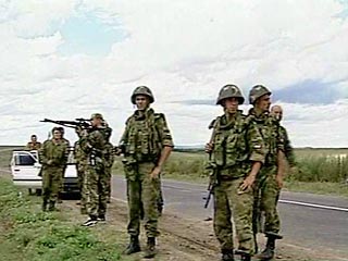 На юге Сахалина вооруженный солдат срочной службы, самовольно покинувший пост, вернулся спустя сутки в расположение части, сообщили в среду в пресс-службе областного УВД