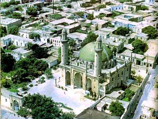 В бакинской соборной мечети "Теза пир" состоялась поминальная церемония по жертвам теракта в Беслане