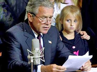 Президент США Джордж Буш заявил, что теракты 11 сентября 2001 года в Вашингтоне и Нью-Йорке стали "поворотным моментом" для его страны, и обещал одержать победу в войне с международным терроризмом
