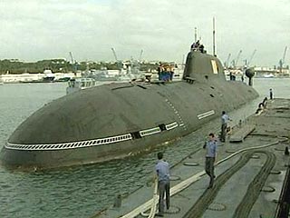 Российская атомная подлодка "Вепрь" вошла в порт НАТО