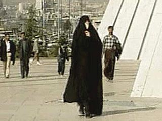 Иранская женщина через суд попыталась обязать мужа избивать ее раз в неделю