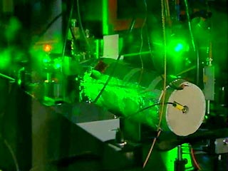 Японским ученым впервые удалось телепортировать сразу три фотона
