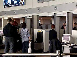 Усиление мер безопасности в московских аэропортах, введенное с 1 октября, не сильно отразилось на пассажирах