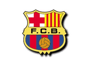 Испанский футбольный клуб "Барселона" проявляет заинтересованность в заключении контракта с 12-летним аргентинцем Эриком Ламела, выступающим за детскую команду "Ривер-Плейта" (Буэнос-Айрес)