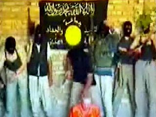 Британский заложник Кенет Бигли, казненный иракскими террористами 8 октября, сумел бежать от своих похитителей за несколько часов до смерти. Об этом заявил источник телекомпании Sky News в иракском правительстве