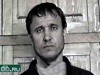На место Анатолия Быкова, прежде контролировавшего край, а теперь сидящего в Лефортовском изоляторе, идет Вилор Струганов, в криминальных кругах известный как Паша-Цветомузыка