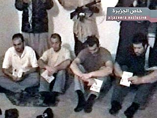 По данным следствия, четверо граждан Италии, похищенные в Ираке весной 2004 года, были завербованы для ведения военных действий в стране.Об этом заявил в четверг судья города Бари Джузеппе Де Бенедиктис, ведущий дело о похищении итальянцев