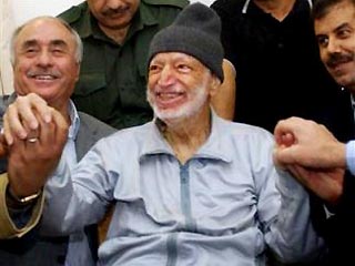 Ясира Арафата в его резиденции уже обследовали палестинские, иорданские, египетские и тунисские врачи, но однозначный диагноз пока не объявляется