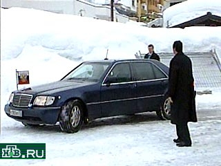 Сегодняшний день президент России Владимир Путин проведет на австрийском горнолыжном курорте Санкт-Кристоф