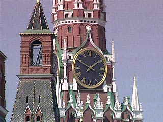 Россия перешла на "зимнее" время