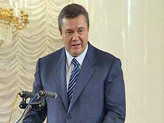 Кандидат в президенты Украины, премьер-министр Виктор Янукович готов провести конституционную реформу в стране до второго тура президентских выборов, которые могут состояться 21 ноября
