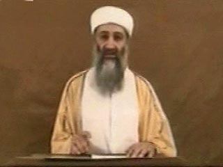 В своем видеообращении, которое полностью появилось на одном из исламистских сайтов в среду, Усама бен Ладен обещает отомстить Америке за каждого погибшего иракца