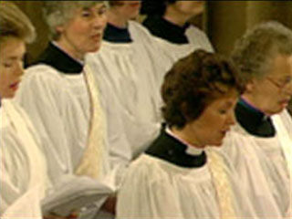 Первые женщины-священники появились в Церкви Англии 10 лет назад