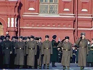 Ветераны Великой Отечественной прошли парадом по Красной площади