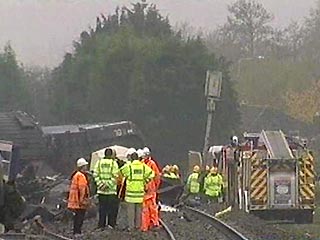 Стали известны новые подробности железнодорожной катастрофы, произошедшей в минувшие выходные в Великобритании
