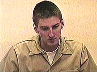 Американец Тимоти Маквей, который приговорен судом к смерти за взрыв здания в Оклахоме в 1995 году, просит показать свою казнь по ТВ