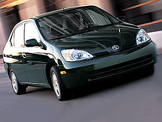 Toyota Prius признан "Автомобилем Европы 2005 года"