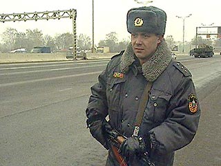 В Москве милиционеры применили оружие для задержания автовладельца, сбившего пешехода