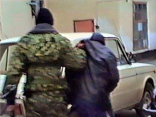 По подозрению в нападении на село Аллерой и похищении человека в Чечне задержан "эмир" Гудермесского района Исмаил Мутаев