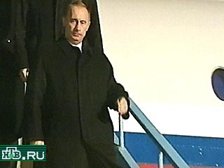 Самолет Владимира Путина приземлился в Днепропетровске