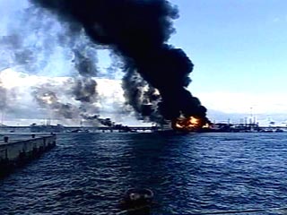 У берегов Турции горит большой танкер с российской нефтью