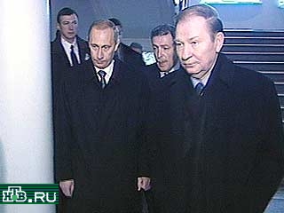 В Днепропетровске начались переговоры президентов России и Украины