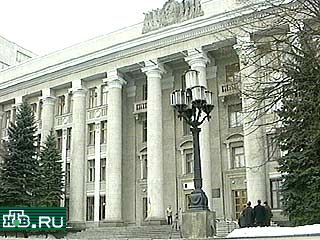 Сегодня в Днепропетровске, в одном из цехов промышленного гиганта "Южмаш" по итогам российско-украинской встречи на высшем уровне было подписано 16 двусторонних документов