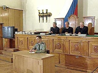 В понедельник суд завершил судебное следствие по уголовному делу в отношении сотрудника ФСБ Игоря Вялкова, обвиняемого в шпионаже и приступил к прениям сторон