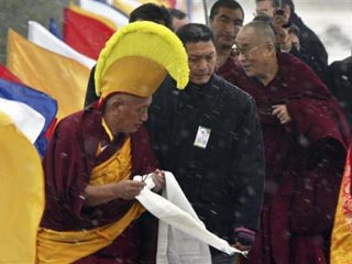 Далай-лама совершил в Элисте церемонию освящения Калмыцкого хурула