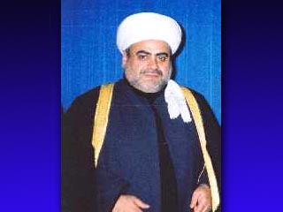 "Любыми методами и обоснованно с научной точки зрения предотвращайте попытки использования ислама в целях террора, агрессии, конфликта, и изобличайте предпринимающих такие попытки", - сказал Аллахшукюр Пашазаде