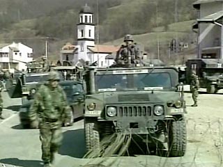 В четверг на аэродроме Бутмир близ Сараево состоялась торжественная церемония передачи военной власти в Боснии и Герцеговине от миротворческих сил НАТО (SFOR) в ведение Сил быстрого реагирования ЕС (EUROFOR)