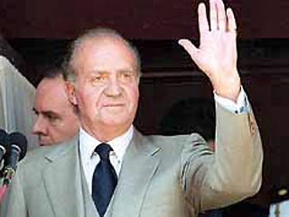 Премию Сервантеса, денежная часть которой составляет 90 тысяч евро, вручит Санчесу Ферлосио король Испании Хуан Карлос. Церемония вручения премии пройдет 23 апреля 2005 года - в день смерти автора "Дон Кихота"