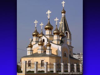 В Преображенском православном храме Якутска  совершили литургию по случаю 320-тилетия крещения эвенкийских князей Гантимуров