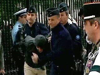 Максим Брюнери, покушавшийся на Ширака, получил 10 лет тюрьмы
