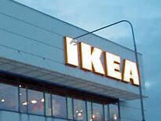 В Подмосковье разгорается шумный коррупционный скандал: руководство шведской компании IKEA вторую неделю не может открыть торговый центр "Мега-Химки", стоивший 350 млн долларов