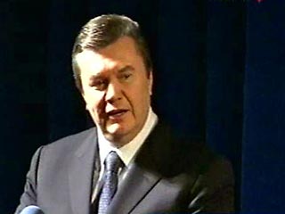 Янукович обещает сделать русский язык государственным, но после выборов