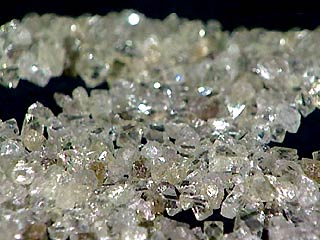 Россия является крупнейшей в мире алмазодобывающей страной. По физическому объему добытых алмазов она заметно обогнала традиционного лидера - Ботсвану