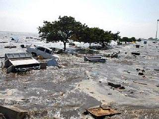 Воскресное землетрясение и прокатившееся по Индийскому океану цунами могут быть связаны с изменением скорости вращения Земли