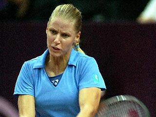Дементьева вышла в полуфинал сиднейского теннисного турнира