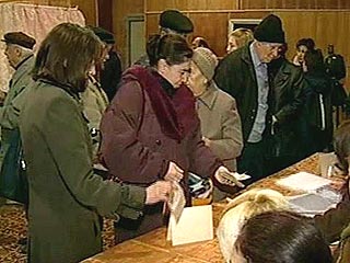 Выборы в мятежной Абхазии возродили напряженность между Грузией и Россией