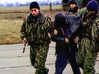 Более 60 человек, подозреваемых в совершении различных преступлений, задержаны в Ингушетии в ходе начавшийся 11 января крупномасштабной милицейской операции по пресечению экстремистской и террористической деятельности