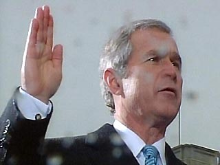 По мере того, как в США приближается первая после катастрофы 11 сентября инаугурация вновь избранного в ноябре Джорджа Буша, которая состоится 20 января, растут и опасения по поводу возможности покушения на американского президента