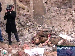Судмедэксперты МВД Дагестана идентифицировали трупы пока лишь трех из пяти уничтоженных в Махачкале боевиков, сообщил в среду источник в республиканском МВД