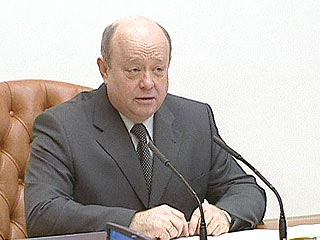 Фрадков: правительство решило все проблемы закона о монетизации льгот за 50 рублей на человека