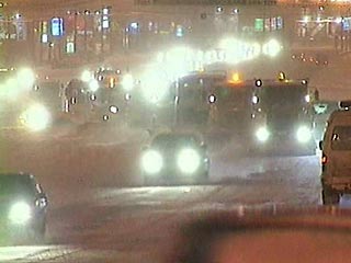 Москва оказалась во власти сильнейшего снегопада