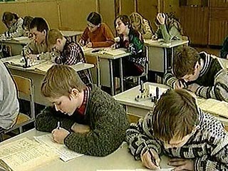 МВД России берет шефство над московской школой N1862, расположенной на Черноморском бульваре столицы, в которой будет создан "класс сыщиков"