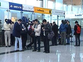 В турецком аэропорту задержан пассажир из Китая, носивший обувь с подогревом