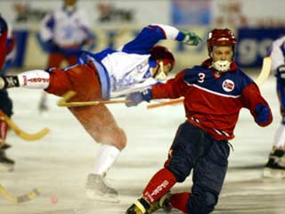 Россияне разгромили норвежцев на чемпионате мира по хоккею с мячом
